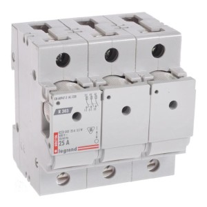 rozlacznik-bezpiecznikowy-r-303-25a.jpg