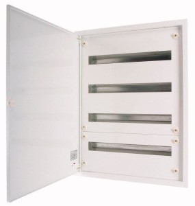 rozdzielnica-modulowa-5x24m-120m-podtynkowa-drzw.jpg